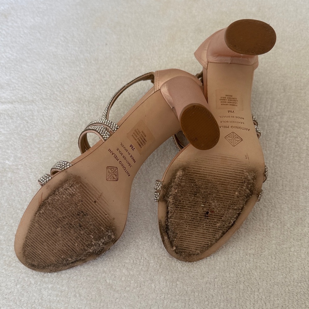 ANTONIO MELANI Tan and Gold Heels - Picture 5 of 6